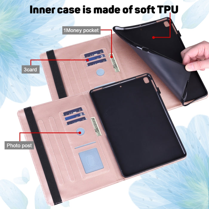 Patrón en relieve de pavo real TPU + PU Estuche de cuero con tapa horizontal con soporte y ranuras para tarjetas y billetera y función de reposo / activación