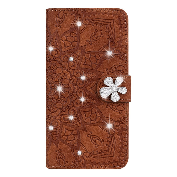 Patrón de becerro Diamante Mandala Diseño plegable doble Estuche de cuero en relieve con billetera y soporte y ranuras para tarjetas