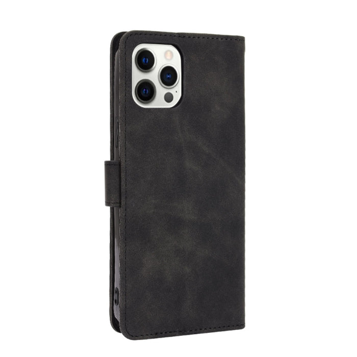 Funda de piel sintética con textura de piel de becerro con tapa horizontal y hebilla magnética con soporte, ranuras para tarjetas y cartera