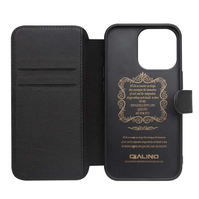 QIALINO Estuche de cuero para teléfono con hebilla magnética y ranura para tarjeta