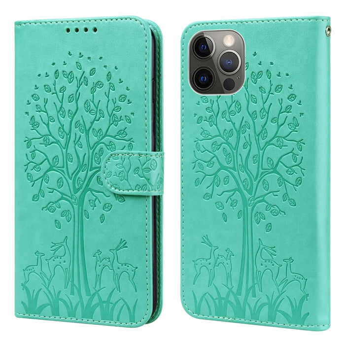 Estuche para teléfono de cuero con tapa horizontal estampado prensado con estampado de árboles y ciervos