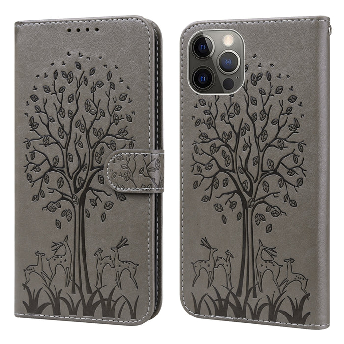 Estuche para teléfono de cuero con tapa horizontal estampado prensado con estampado de árboles y ciervos