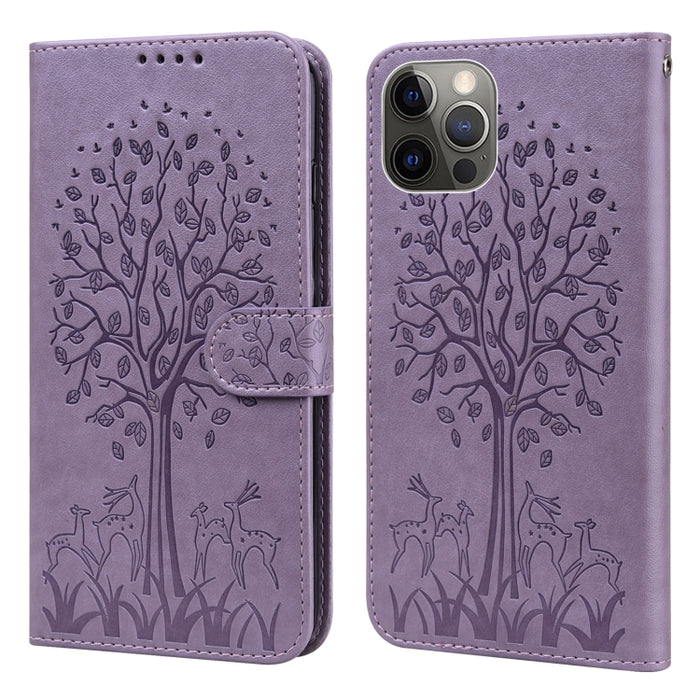 Estuche para teléfono de cuero con tapa horizontal estampado prensado con estampado de árboles y ciervos