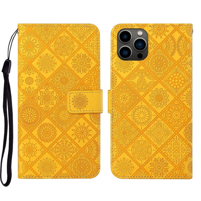 Estuche para teléfono de cuero con patrón en relieve de estilo étnico
