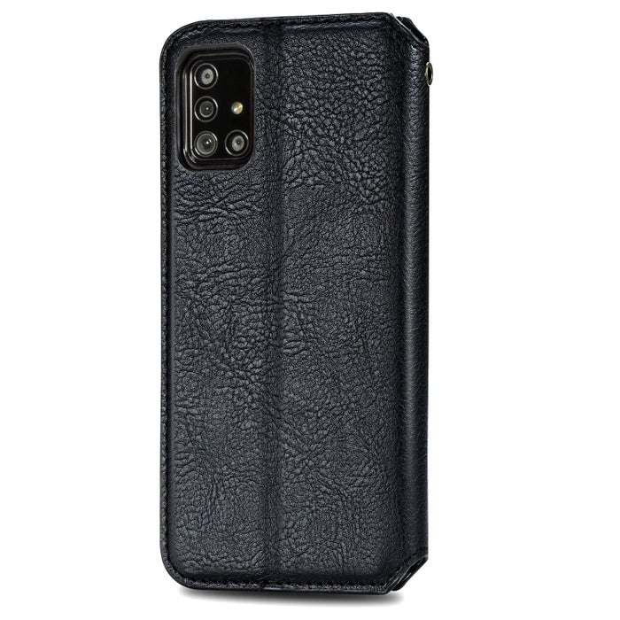 Cubic Grid Pressed Horizontal Flip Estuche de cuero magnético con soporte y ranuras para tarjetas y billetera