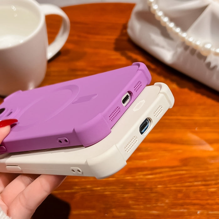 Estuche para teléfono magnético MagSafe con sensación de piel a prueba de golpes en las cuatro esquinas