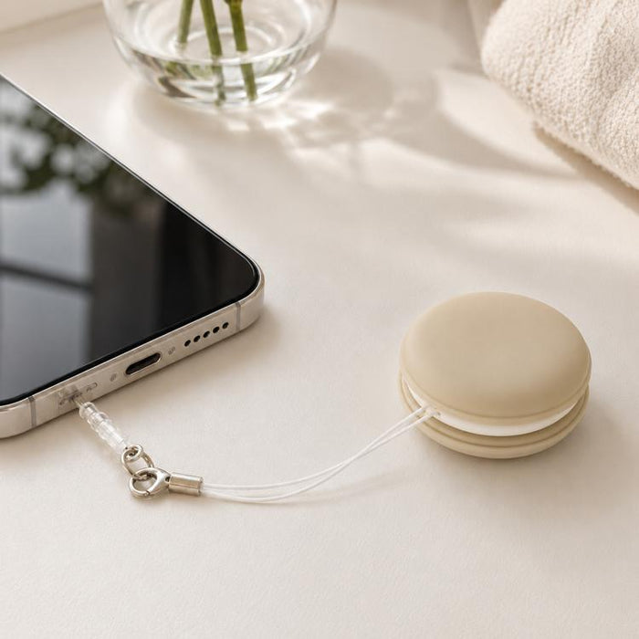 Paño limpiador de pantallas de teléfono multifuncional portátil con forma de macaron y cordón.