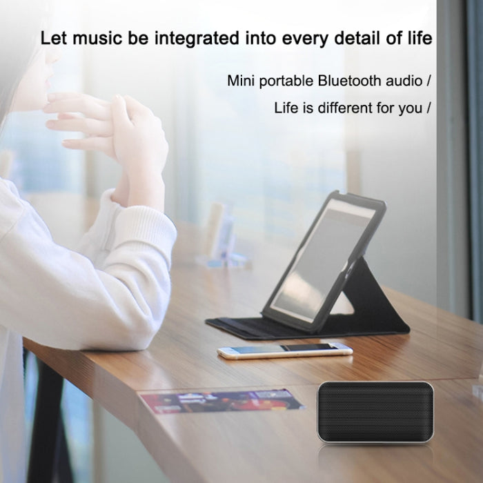BT209 Mini altavoz inalámbrico ultrafino portátil para exteriores con Bluetooth, compatible con tarjeta TF y llamadas manos libres