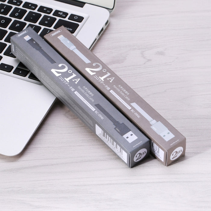 REMAX RC-094i 2m 2.4A USB a cable de datos de carga rápida trenzado de aleación de aluminio de 8 pines