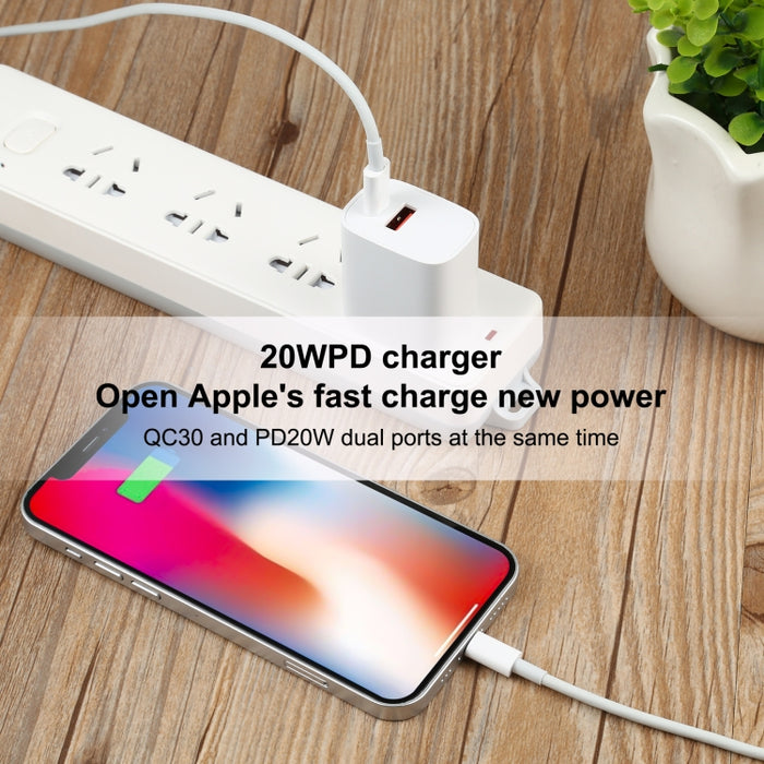 U087 20W USB-C / Type-C + Puertos USB Cargador de viaje de carga rápida, enchufe de EE. UU.