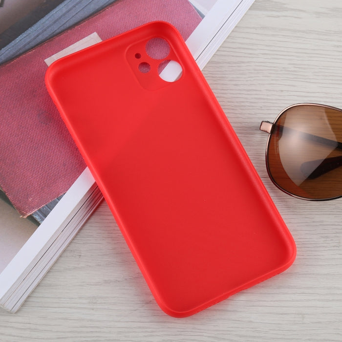 Para iPhone 11 Funda protectora de PP con textura de fibra de carbono