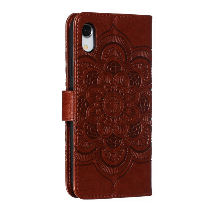 Para iPhone XR Funda de cuero con tapa horizontal con patrón de relieve de mandala con soporte, ranuras para tarjetas, billetera y marco de fotos