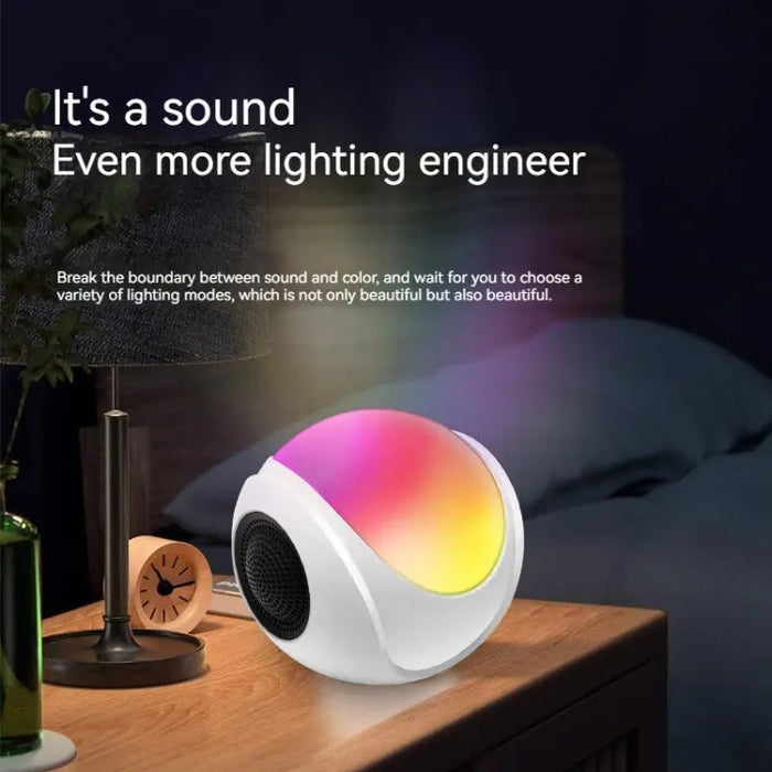 SY-688 TWS RGB Luz colorida Mini tarjeta Altavoz Bluetooth, SY-688 White